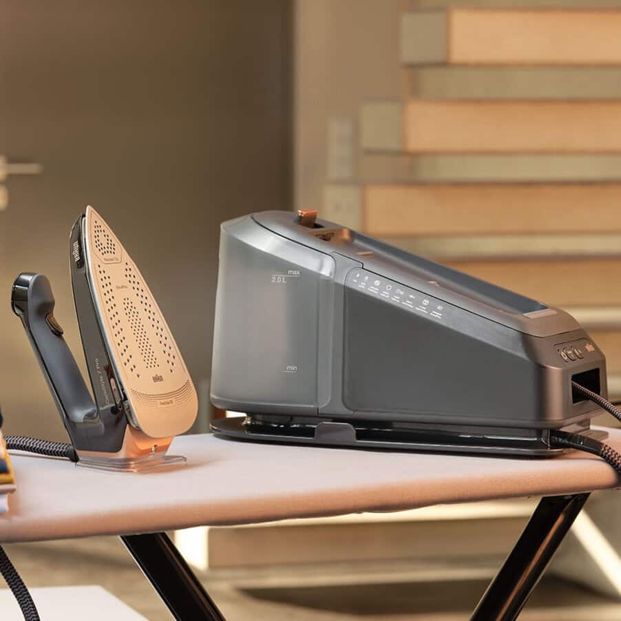 Braun CareStyle 7 Pro Steam Generator Iron IS 7286 BK